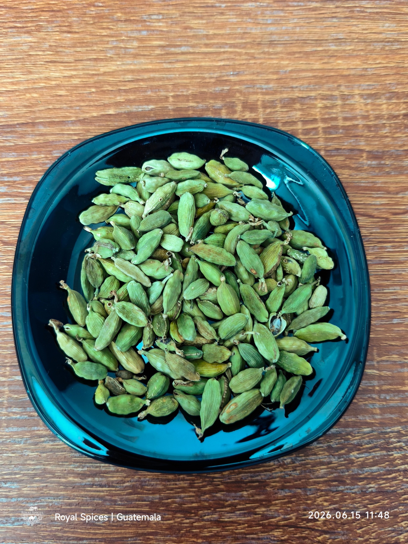 Hand-sorted green cardamom pods