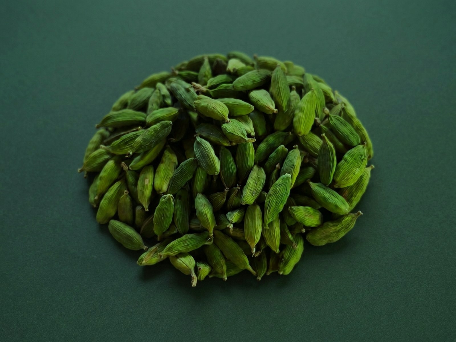 Cardamom Intensive Green Jumbo (size not specified)